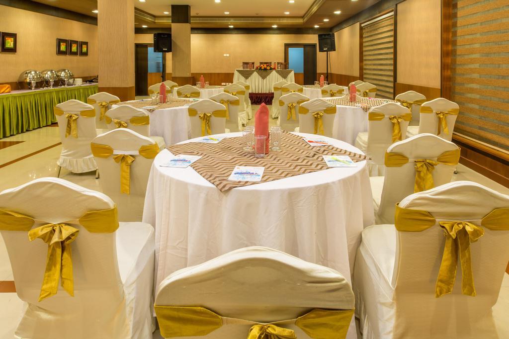 Hotel Rustic Leisures Llp Kochi Zewnętrze zdjęcie